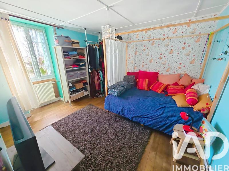 Maison - 229 m² - 9 pièces