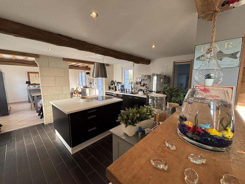 Maison - 98 m² - 4 pièces