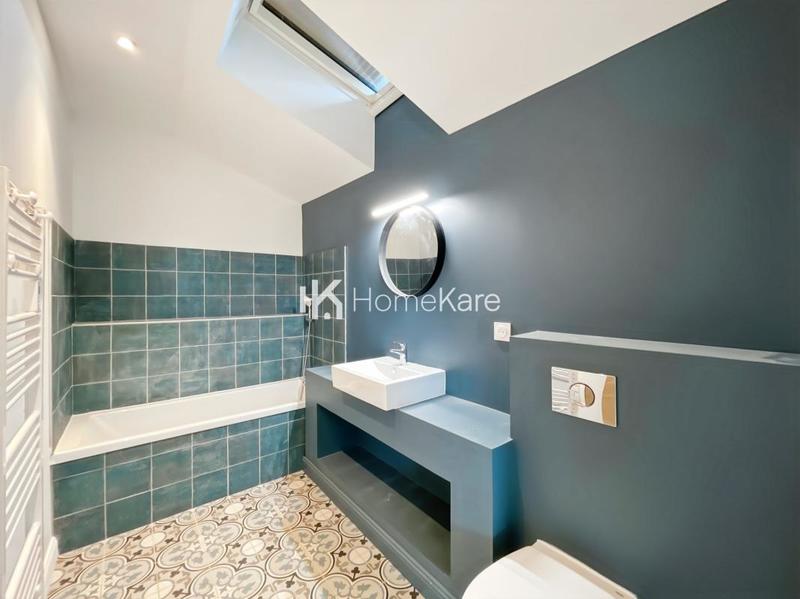 Maison - 200 m² - 6 pièces