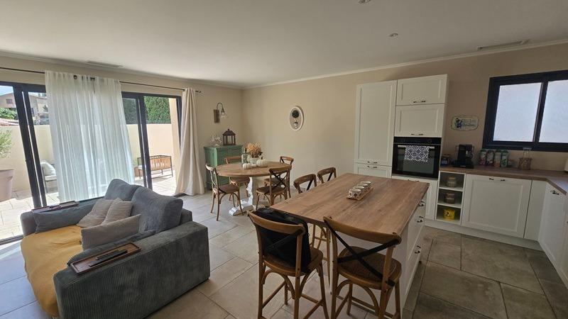 Villa - 114 m² - 4 pièces