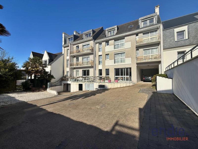 Fonds de commerce - 860 m²