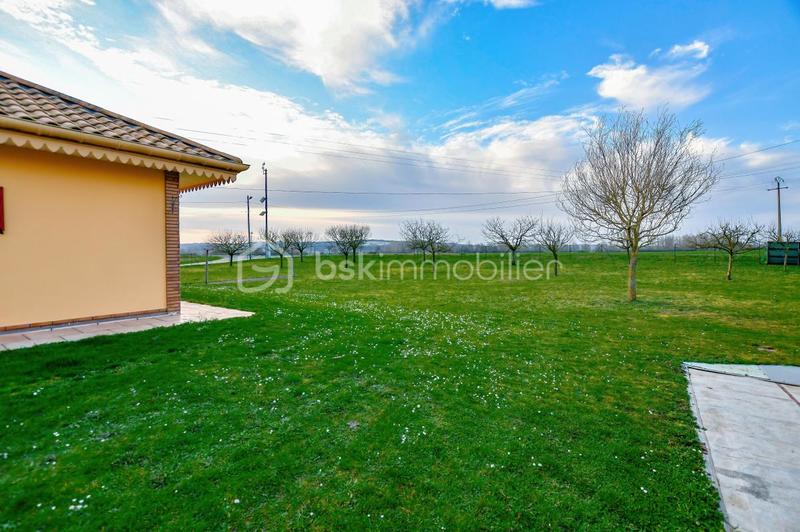 Maison - 220 m² - 7 pièces