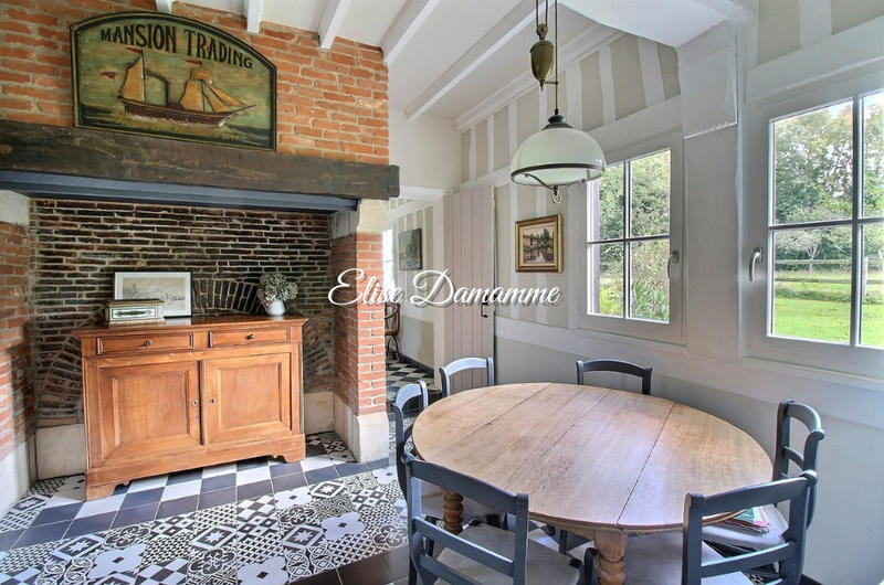 Maison - 190 m² - 5 pièces