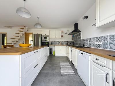 Maison - 131 m² - 5 pièces
