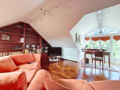 Maison - 177 m² - 7 pièces