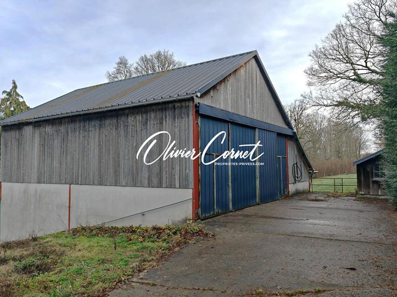 Maison - 230 m² - 7 pièces