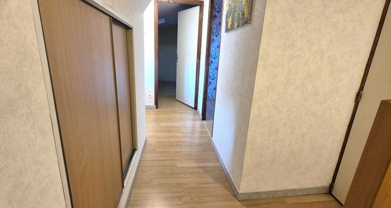 Immeuble - 248 m² - 9 pièces