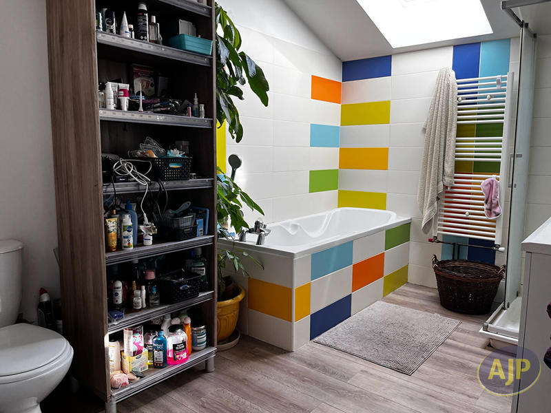 Maison - 195 m² - 5 pièces