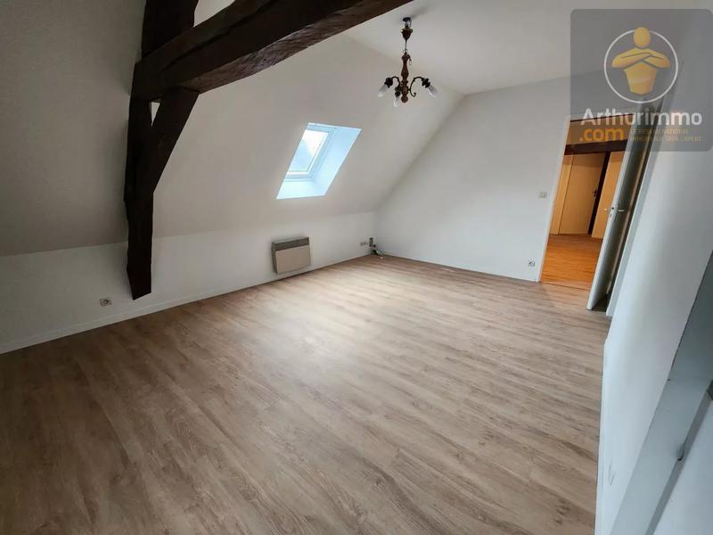 Appartement - 137 m² - 8 pièces
