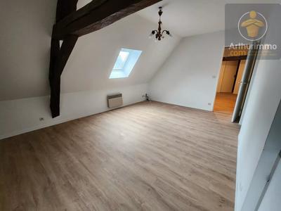 Appartement - 137 m² - 8 pièces