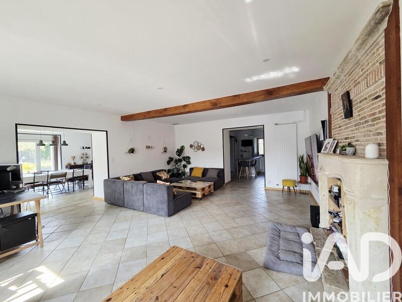 Maison - 191 m² - 5 pièces