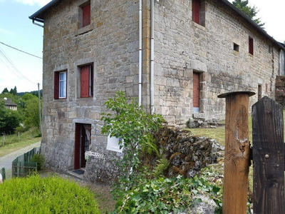 Maison de village - 94 m² - 4 pièces