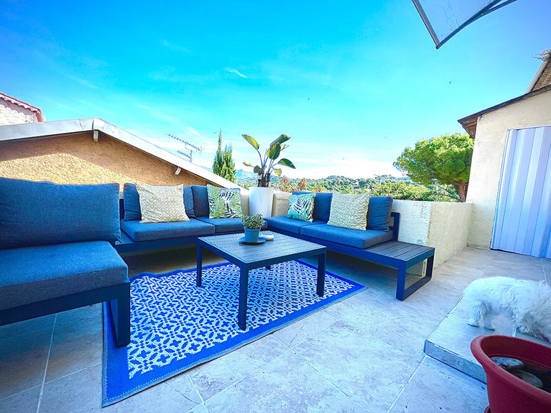 Maison - 193 m² - 9 pièces