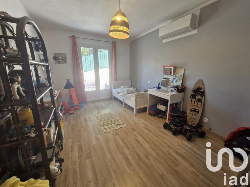 Maison - 233 m² - 6 pièces