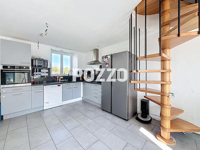 Maison - 93 m² - 3 pièces