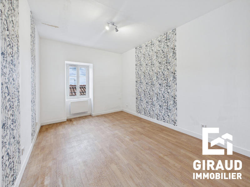 Maison ancienne - 84 m² - 7 pièces