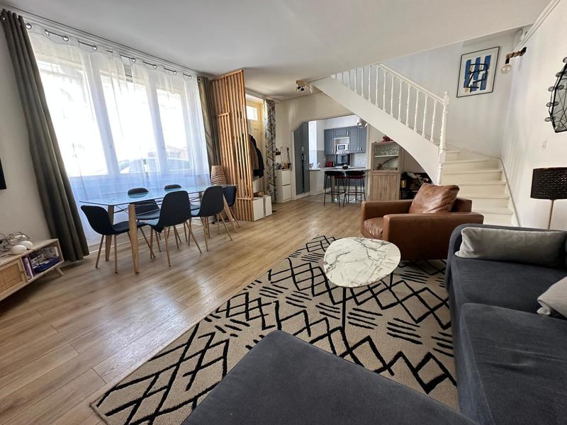 Maison de ville - 120 m² - 5 pièces