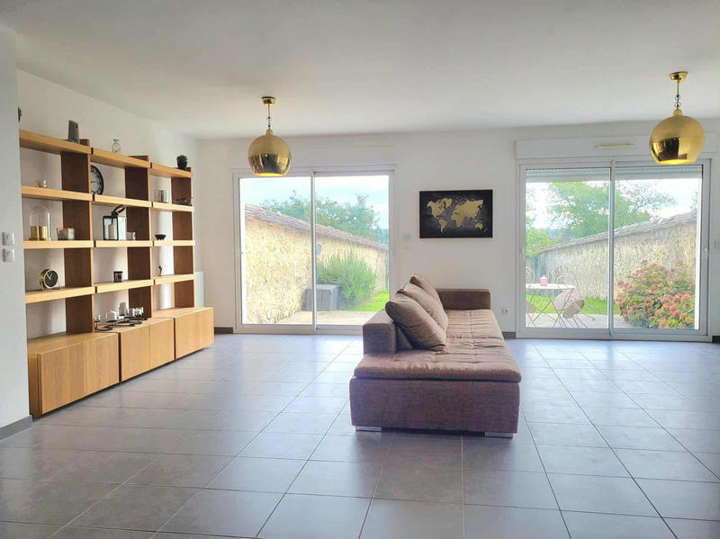 Maison contemporaine - 145 m² - 7 pièces