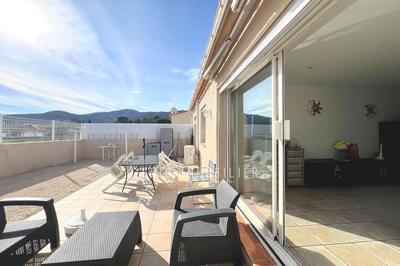 Maison - 103 m² - 4 pièces