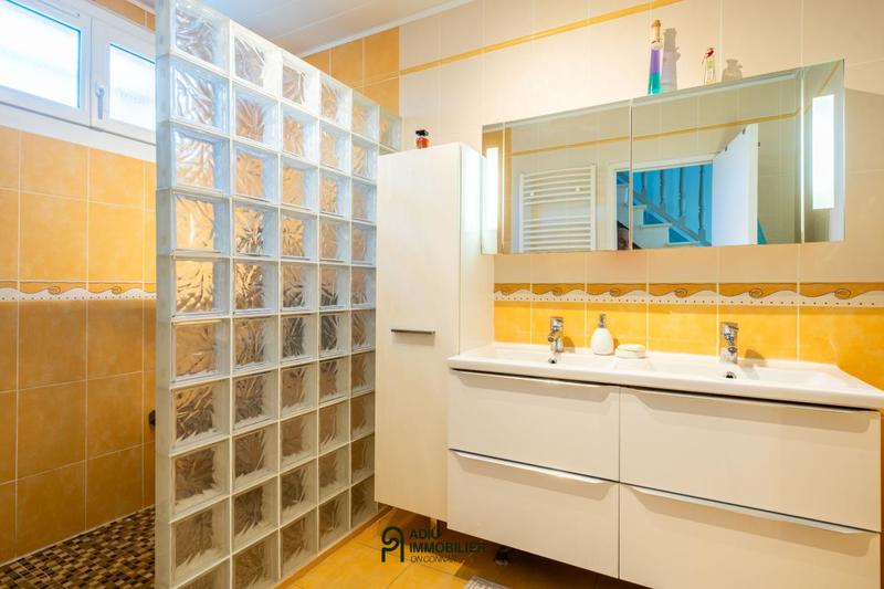 Maison - 195 m² - 6 pièces