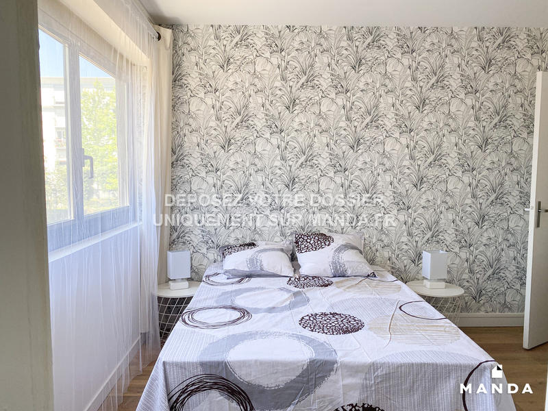 Chambre - 12 m² - 5 pièces