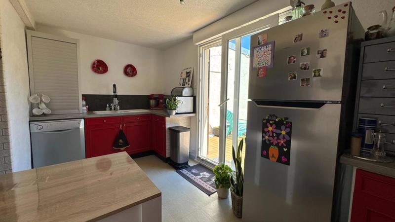 Maison - 99 m² - 5 pièces