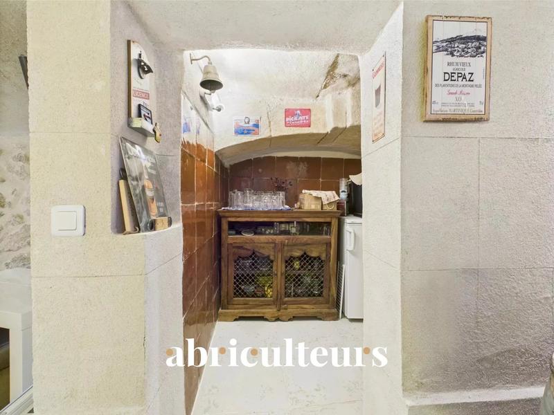 Maison de village - 94 m² - 5 pièces