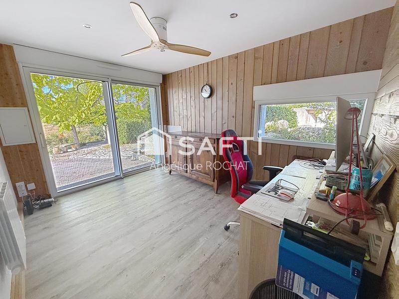 Maison - 163 m² - 7 pièces