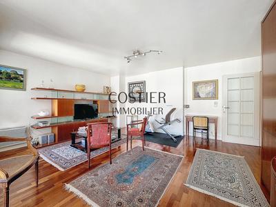 Appartement - 108 m² - 5 pièces