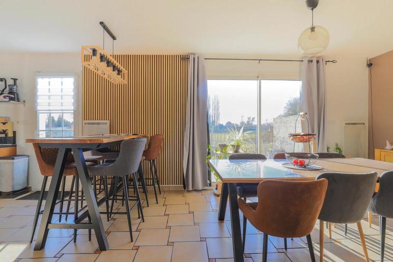 Maison - 122 m² - 7 pièces