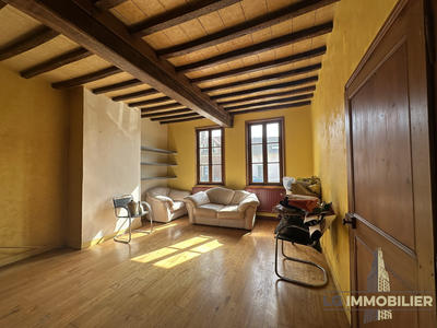 Maison - 248 m² - 7 pièces