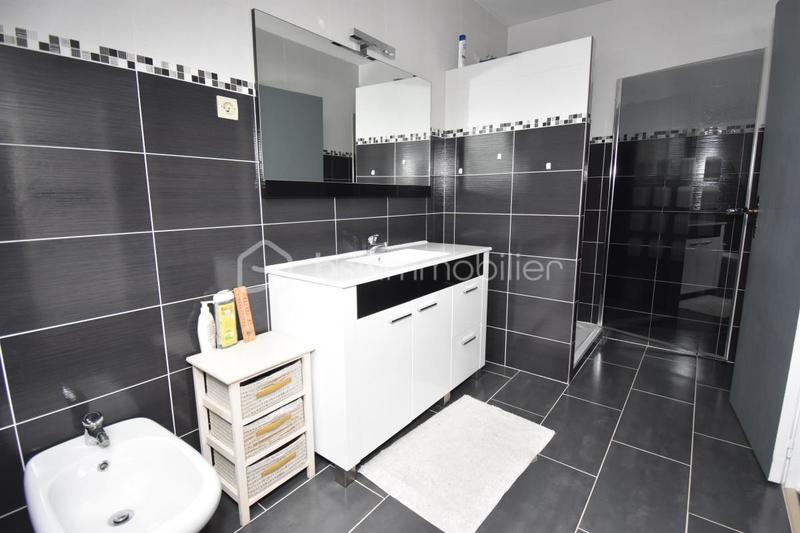 Maison - 135 m² - 6 pièces