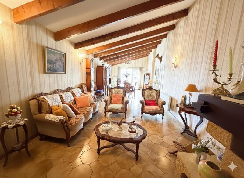 Maison - 108 m² - 4 pièces