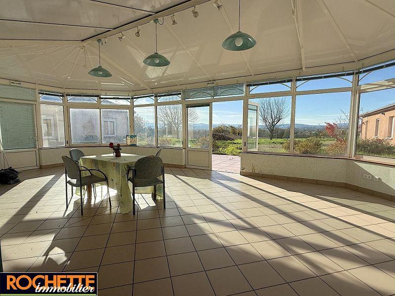 Local commercial - 850 m² - 30 pièces