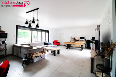 Maison - 155 m² - 5 pièces