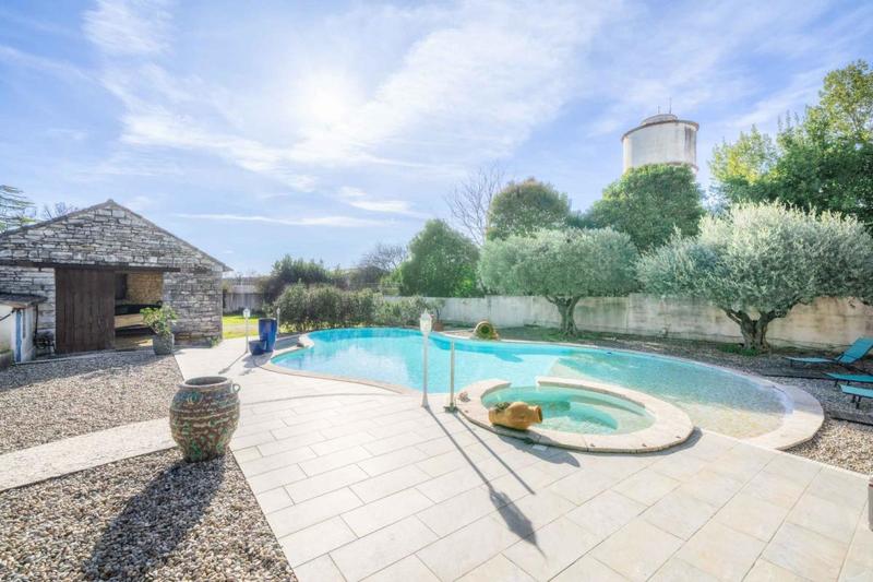 Maison en pierre - 212 m² - 5 pièces