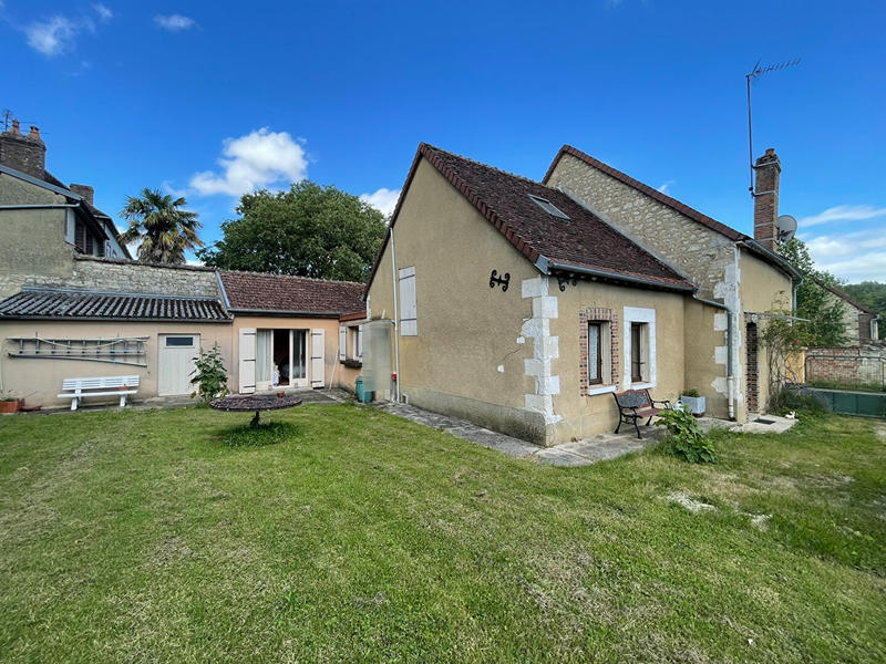 Maison de village - 80 m² - 4 pièces