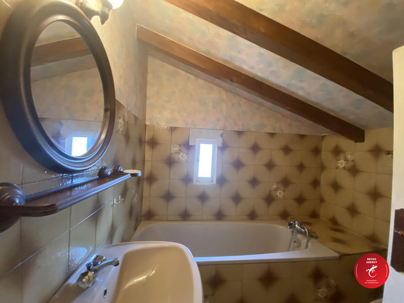 Maison - 142 m² - 8 pièces