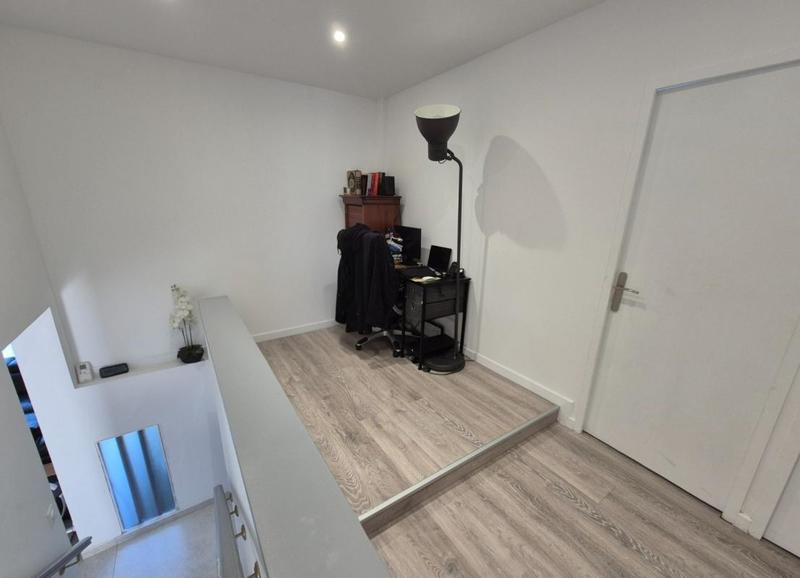 Maison - 111 m² - 6 pièces