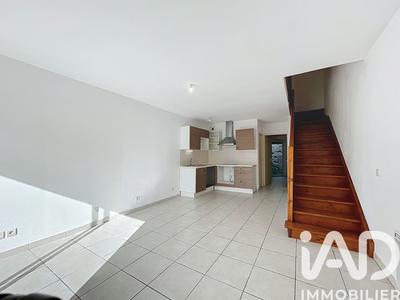 Maison - 79 m² - 4 pièces