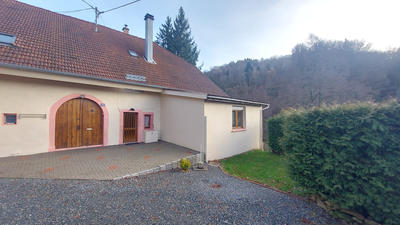 Maison - 105 m² - 5 pièces