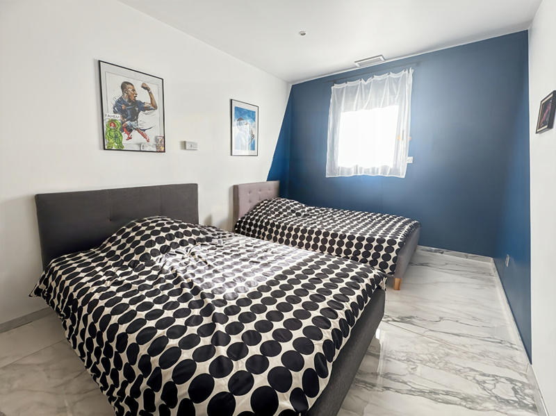 Maison - 105 m² - 5 pièces