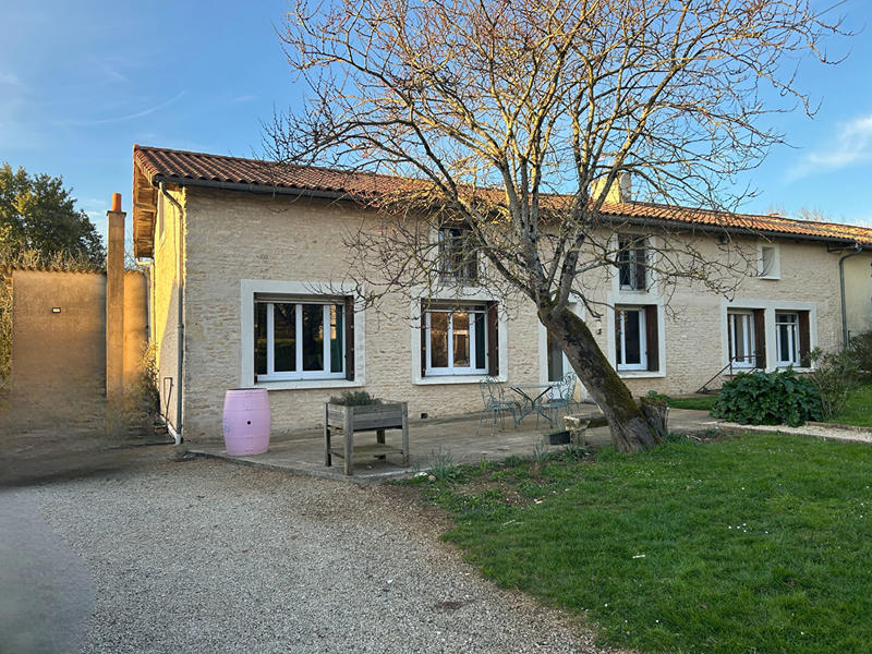 Maison - 163 m² - 6 pièces