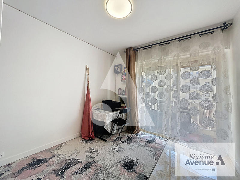 Appartement - 91 m² - 4 pièces