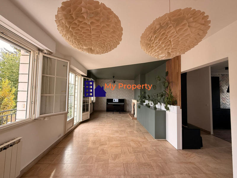 Maison traditionnelle - 94 m² - 4 pièces