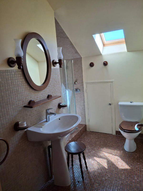 Maison - 140 m² - 6 pièces