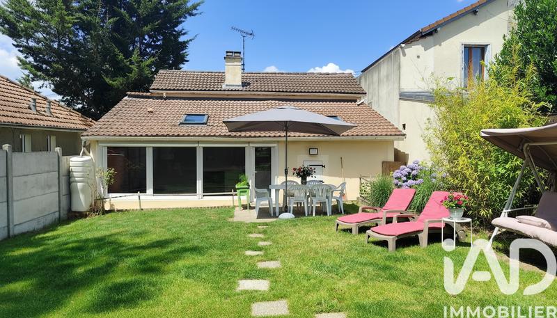 Maison - 81 m² - 5 pièces