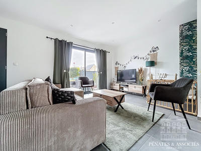 Maison - 110 m² - 6 pièces