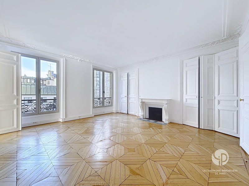 Bureau - 129 m² - 5 pièces