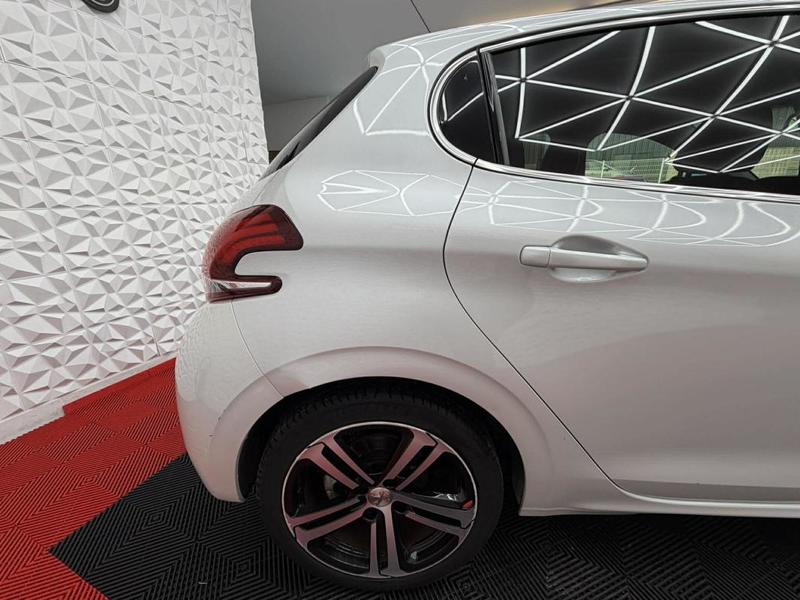 Peugeot 208 1.6 BlueHDI 120cv Gt Line